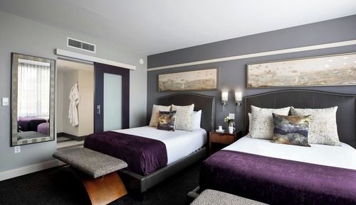 Executive Room, 2 Queen Beds (Mobility/Hearing Access, Roll-In Shwr)