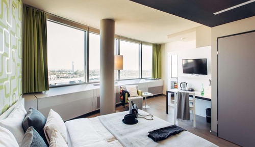 Standard Room, River View (Danube)