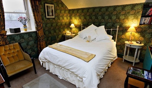 Double Room, Ensuite (The Solicitor's Room)
