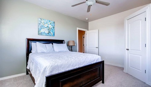 Family House, Multiple Bedrooms, Mountain View