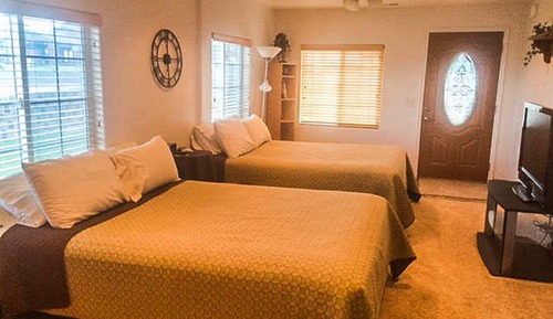 Family Cabin, Kitchen