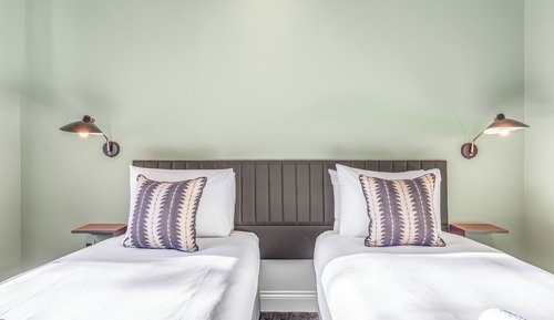 Classic Twin Room