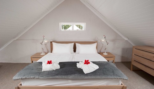 Luxury Cottage (Luxury Family Room - Cottage 8)