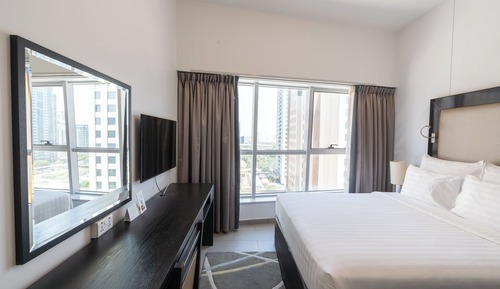 One Bedroom Deluxe Apartment