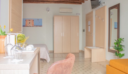 Junior Triple Room, City View