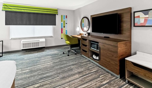 Handicap Accessible, Non-Smoking, Single King Room