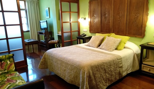 Room with living room