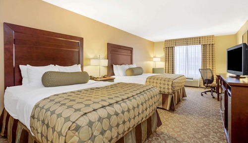 Suite, 2 Queen Beds, Non Smoking