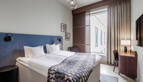 Double Room (Compact)