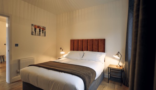 Apartment, Private Bathroom (Robin)