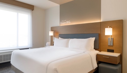 Suite, 1 King Bed