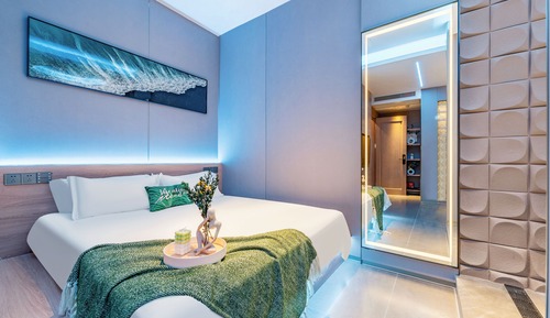 Design Room, 1 King Bed