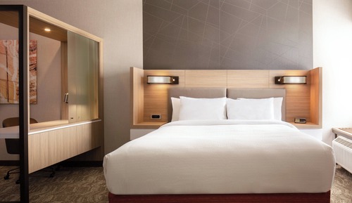 Suite, 1 King Bed, Non Smoking (Mobility Accessible, Transfer Shower)