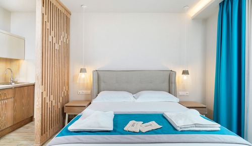 Superior Double Room, Sea View, Poolside