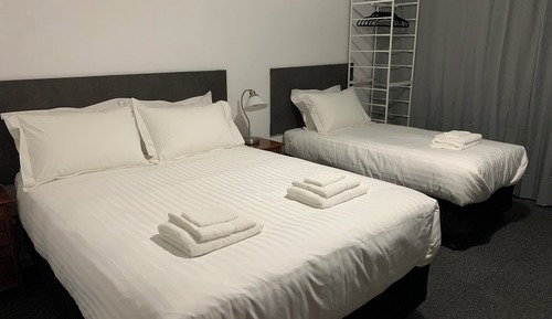 Deluxe Twin Room (Newly Renovated)