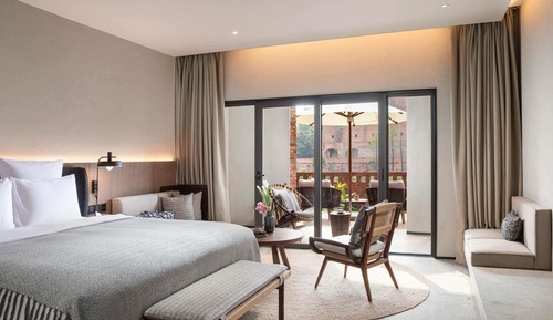 Deluxe Terrace  King Bed Room with Garden Pool