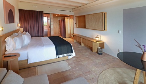 Room, 1 King Bed, Balcony, City View