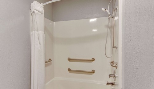 Room, 1 King Bed, Accessible, Non Smoking (Upgrade)