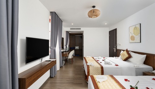 Deluxe Quadruple Room, 2 Double Beds, Non Smoking