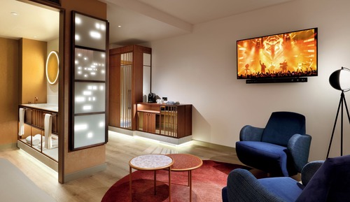 Suite, Terrace (Gold)