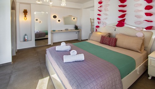 Honeymoon Suite, Hot Tub, Sea View