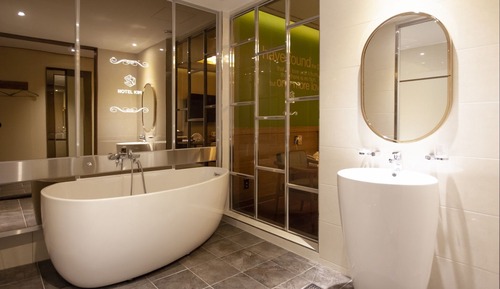 Room (Premium - No consecutive nights allow)