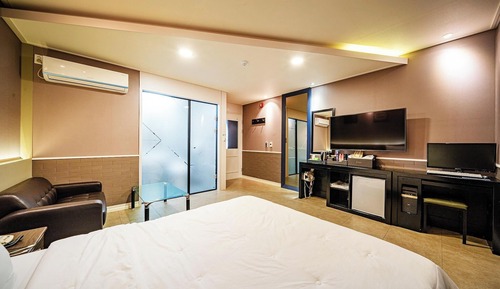 Room (Special Room)