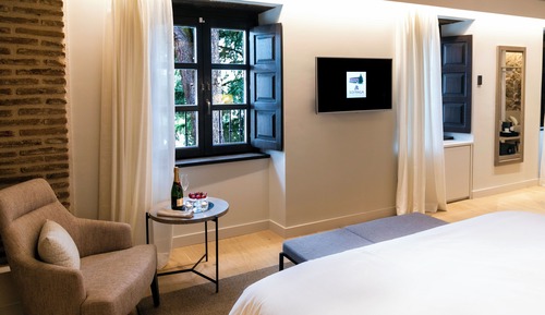 Superior Suite
