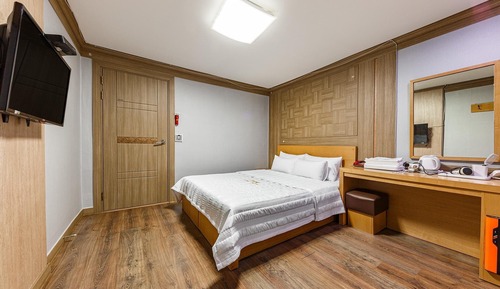 Room (Standard Room)