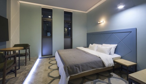 Room (1 room 1 parking standard (completely)