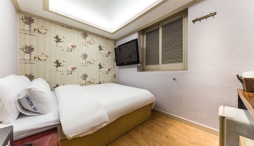Room (General room large room (no parking))