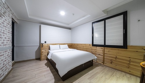 Room (Standard room (free viewing of Netfli)