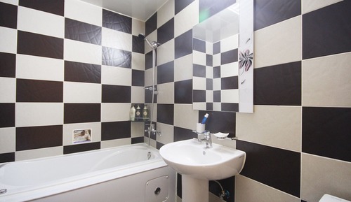 Room (Deluxe A (Netflix subscription comple)