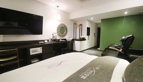 Room (Special room (1 room 1 week))