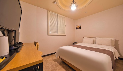 Room (Standard Room A - Non-smoking smoking)