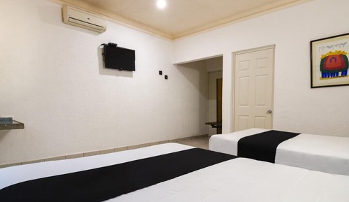 Standard Room, 2 Double Beds