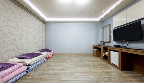 Room (Koreansil Deluxe)