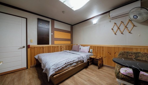 Room (Standard Room)