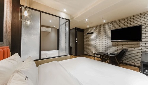 Room (Suite (cancellation not possible 3 da)