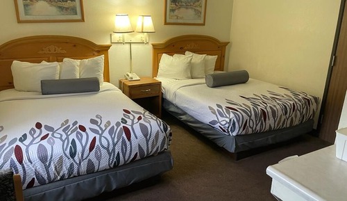 Deluxe Room, 2 Double Beds, Non Smoking