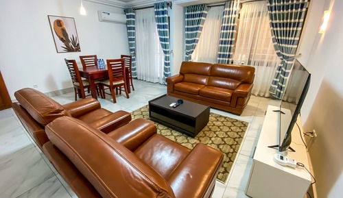 Deluxe Apartment