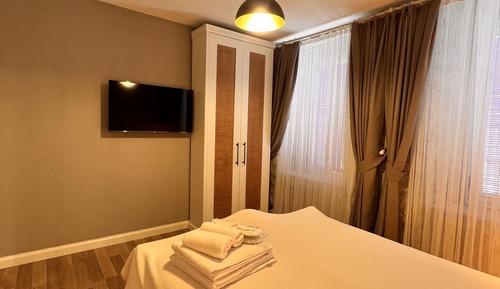 Rosa Deluxe Room