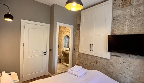 Lotus Deluxe Room