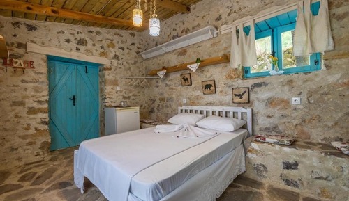 Honeymoon Chalet