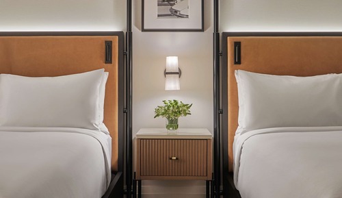 Queen Queen Guest Room