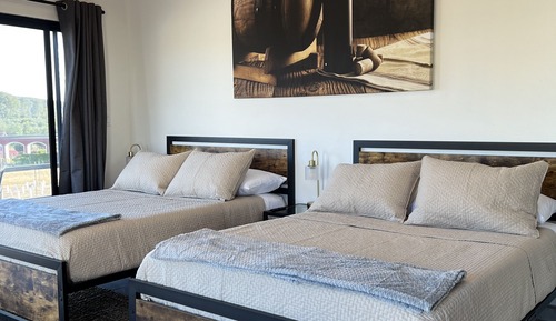 Deluxe Quadruple Room