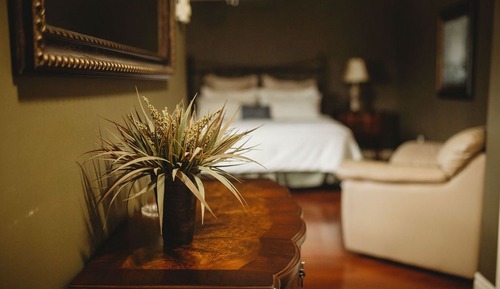 Honeymoon Room