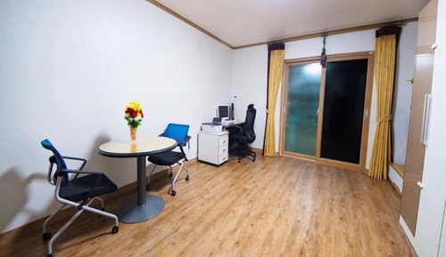 Room (Chilmyeoncho 1 (No 101))