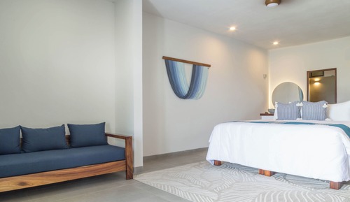 Junior Suite with Jacuzzi Ocean Front