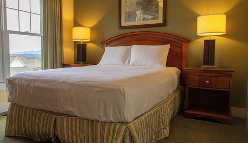 Regal Vistas 2 Bedroom Presidential Condo with Spa Tub/Full Kitchen